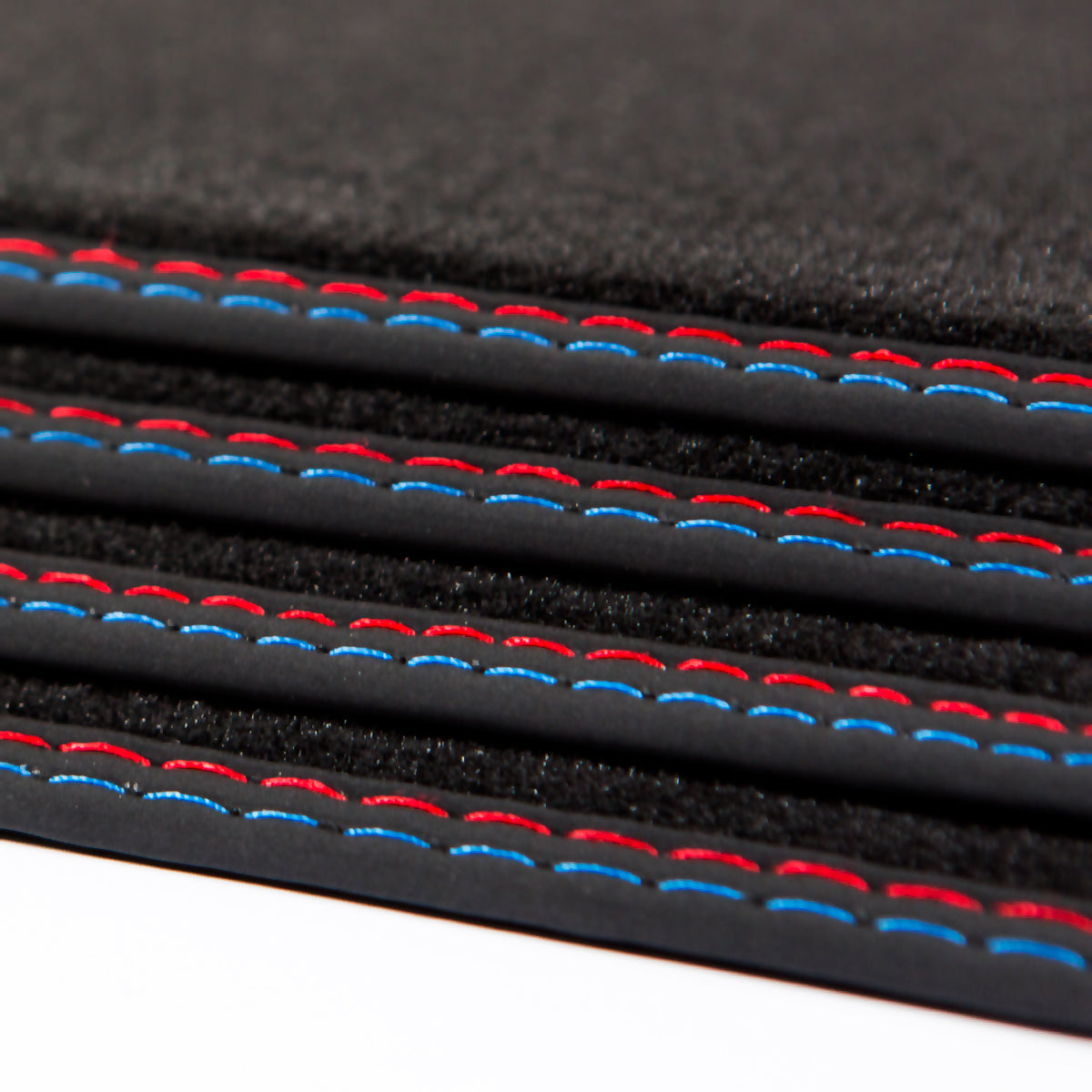 Dywaniki do BMW Serii 5 RWD 2009-2017 – F10, F11 – M Przeszycia